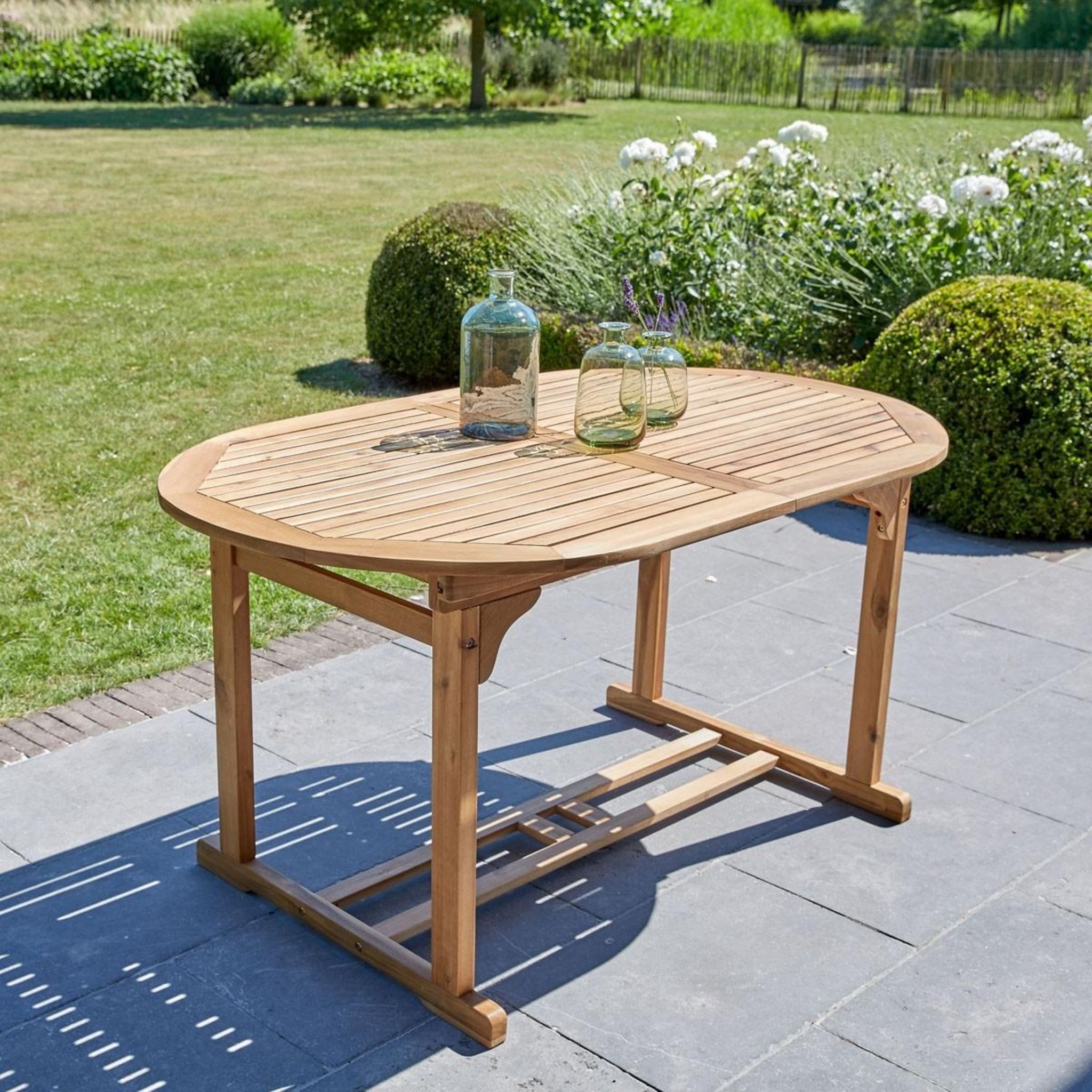 ARETA Table de jardin extensible en résine blanc 8 places LIPARI 2