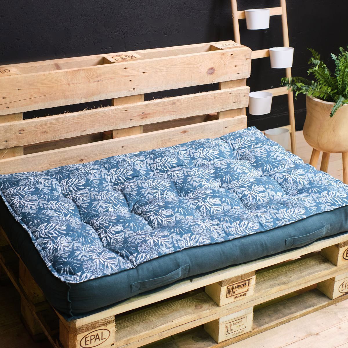 Today Matelas palette 120x80 Spirit Garden paon pas cher 