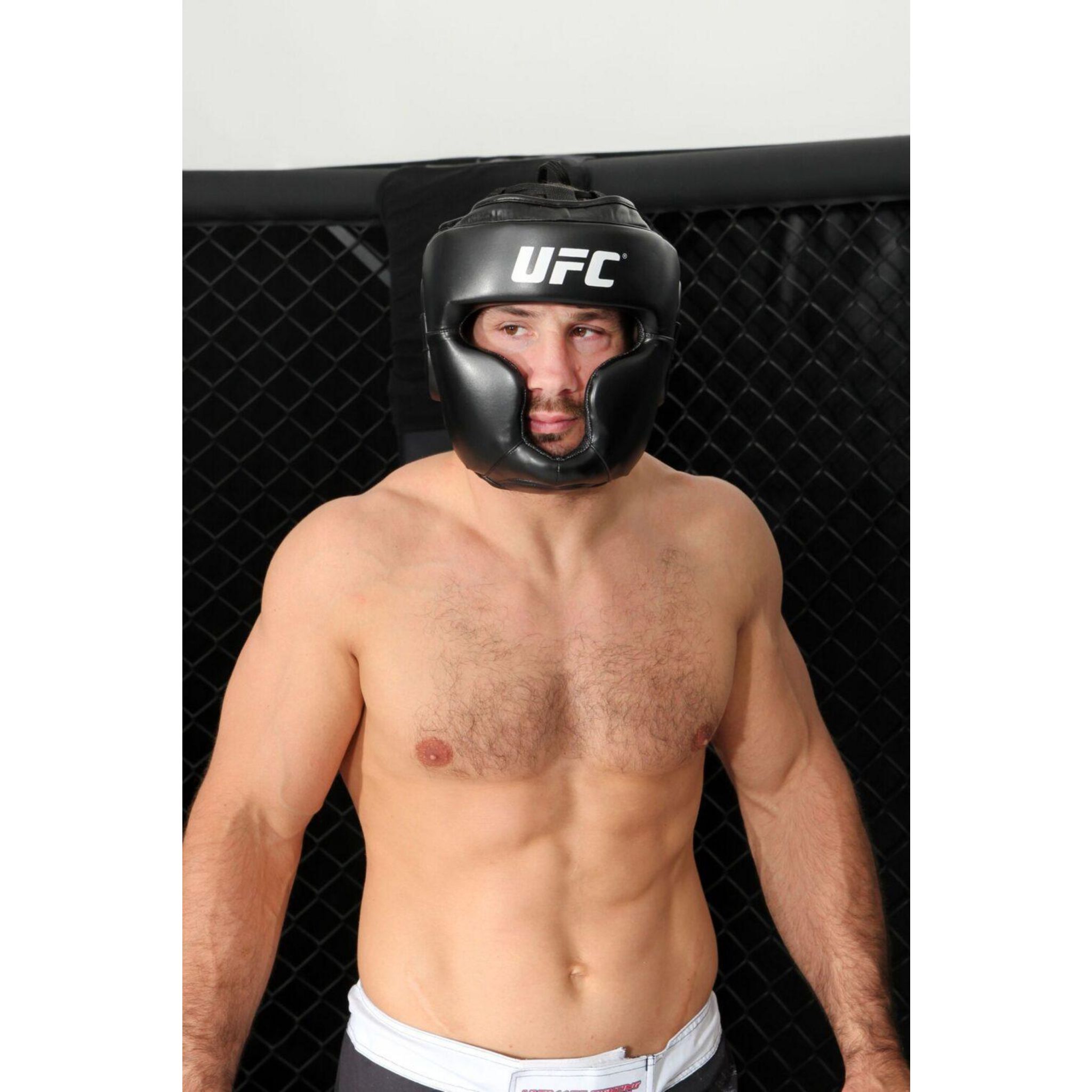 Boxe Casque de MMA Taille S UFC - FitnessBoutique