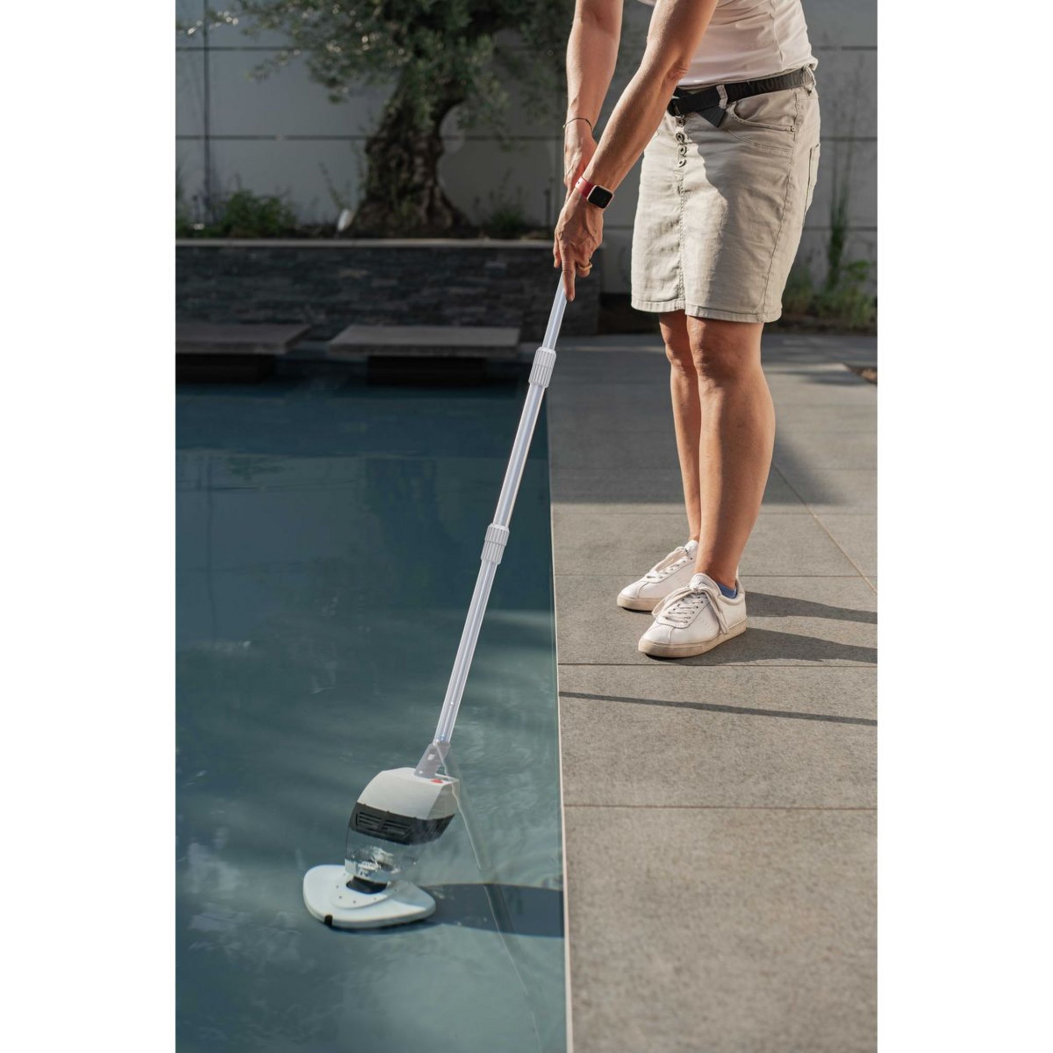 Ubbink - Aspirateur balais de piscine PoolCleaner (sur commande)