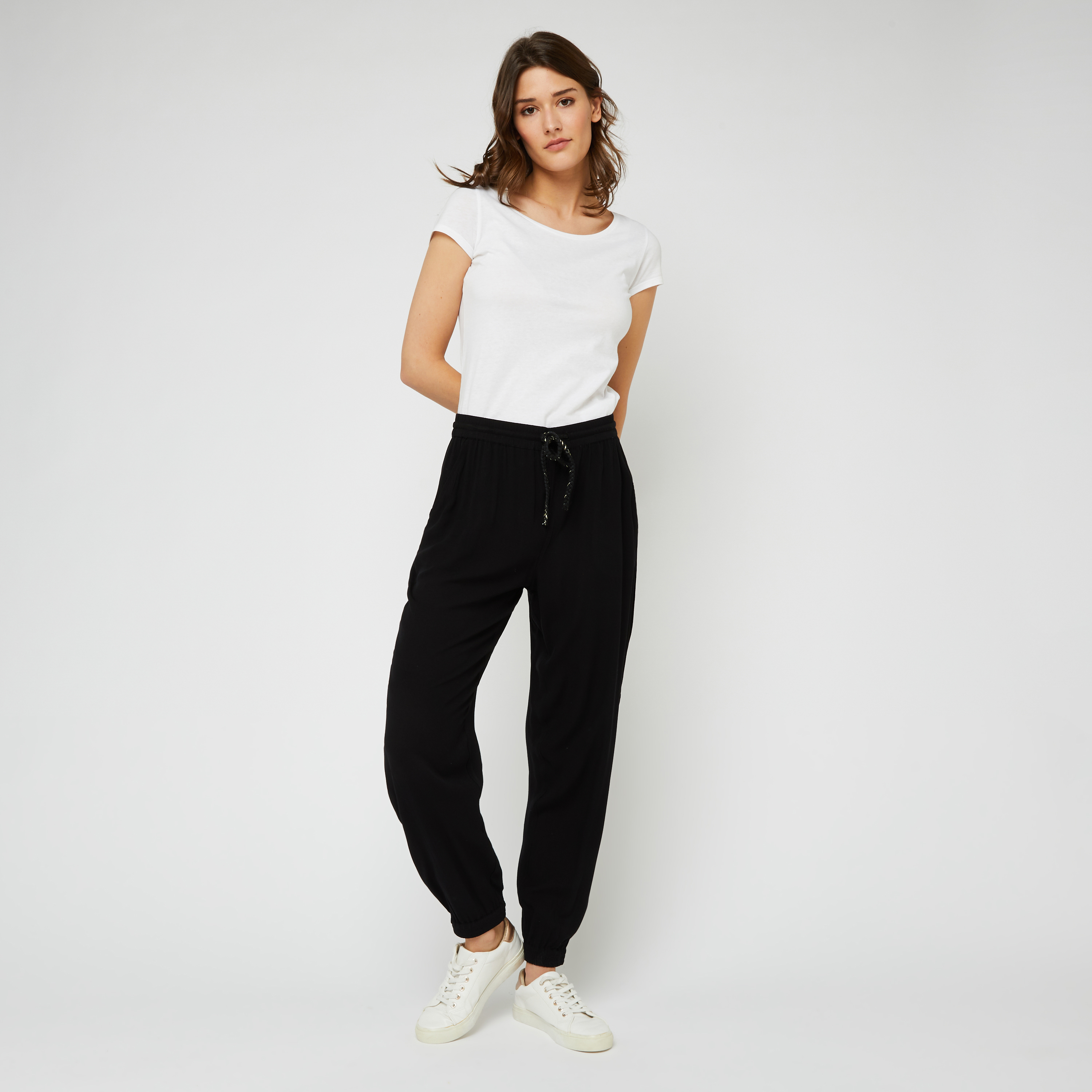 Generic PANTALON NOIR FEMME 2022 à prix pas cher