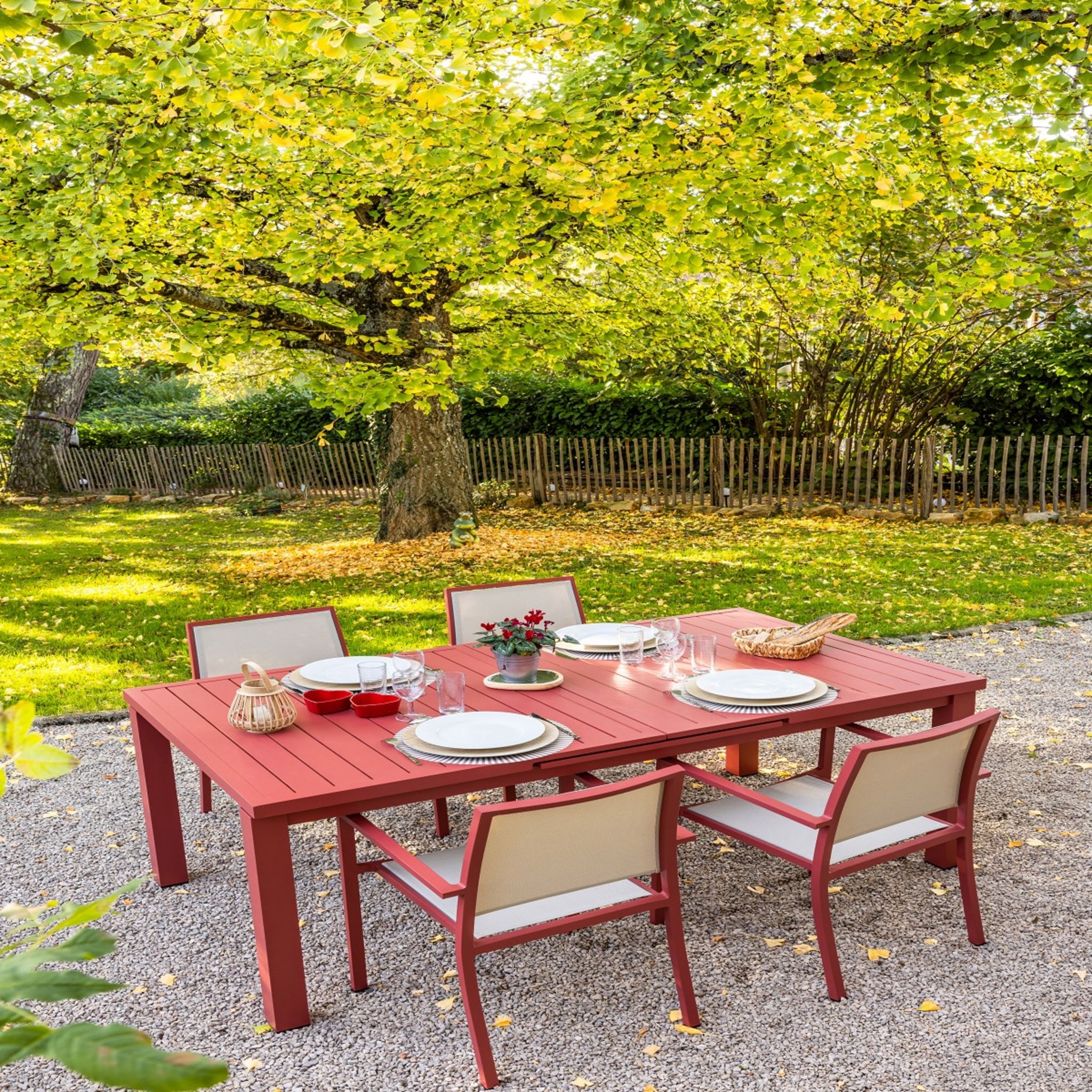 Table de jardin extensible Stockholm en aluminium coloris gris