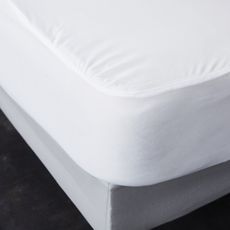 Sweetnight Protège matelas imperméable lavable à 90°c QUALITE PLUS (Blanc)