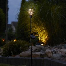 Luxform Lampe sur piquet de jardin a LED solaire Pentagon 2 pcs