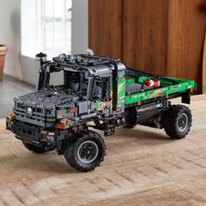 LEGO Technic 42129 Le Camion d’Essai 4x4 Mercedes-Benz Zetros dès 12 ans