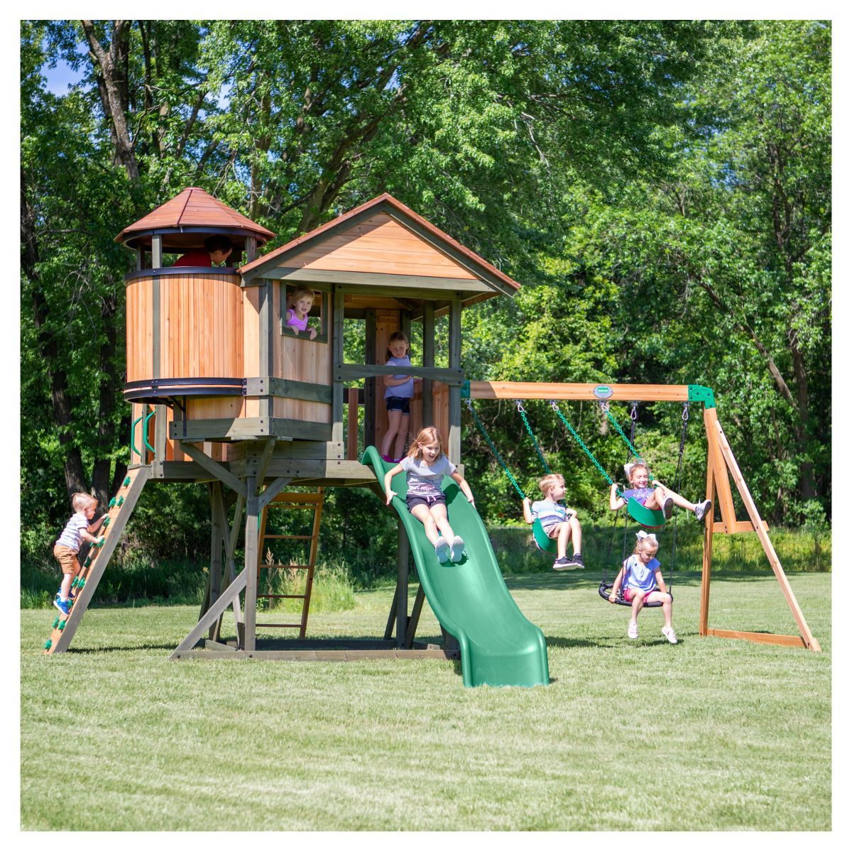 Aire de jeux pour enfants à Caden - Morbihan - Récréatiloups