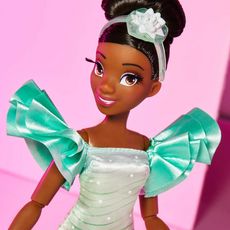 HASBRO Poupée Tiana 30 cm Princesse Disney Style series
