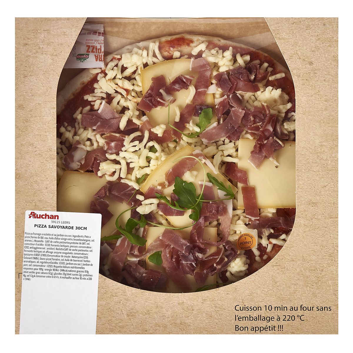 AUCHAN LE TRAITEUR Pizza crue savoyarde au fromage à raclette et au jambon cru sec 580g