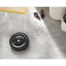 IROBOT Aspirateur Robot connecté Roomba E5158