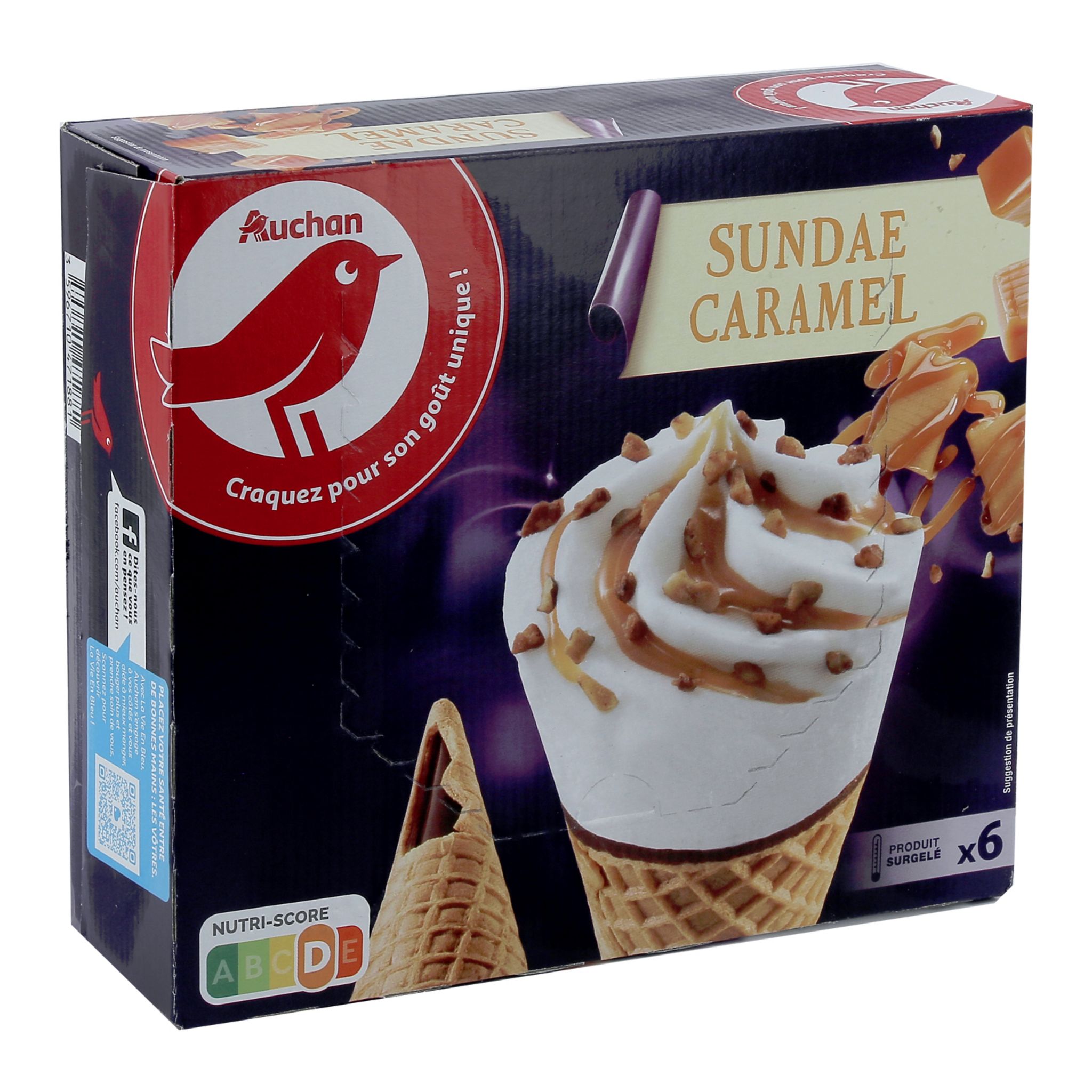 Cornets de crème glacée au sundae au chocolat