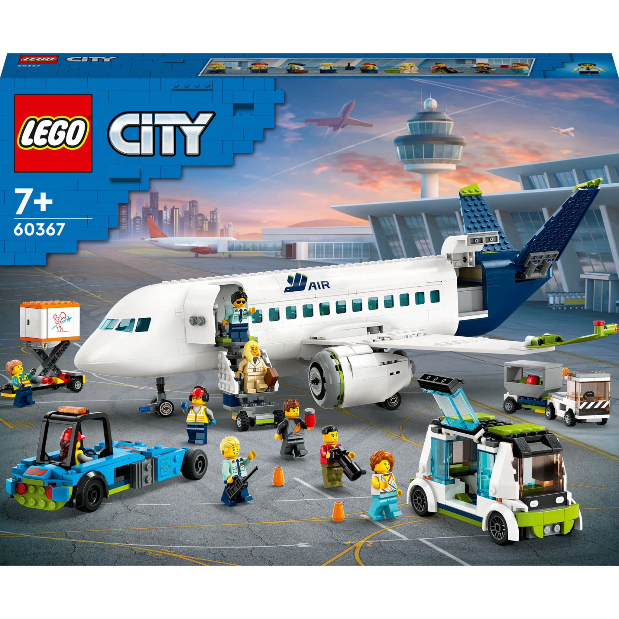 LEGO 60367 City L'Avion de Ligne, Jeux de Construction, Maquette d'avion  pour Noël, avec Véhicules de l'Aéroport : Bus, Remorqueur, Chargeur, Camion  à Bagages et 9 Minifigurines, Cadeau : : Jeux et
