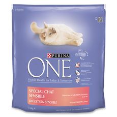 Purina One Croquettes Au Saumon Pour Chat Sensible 1 5kg Pas Cher A Prix Auchan