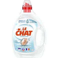 Le Chat Lessive Liquide Sensitive Lait D Amande Douce 40 Lavages 2l Pas Cher A Prix Auchan