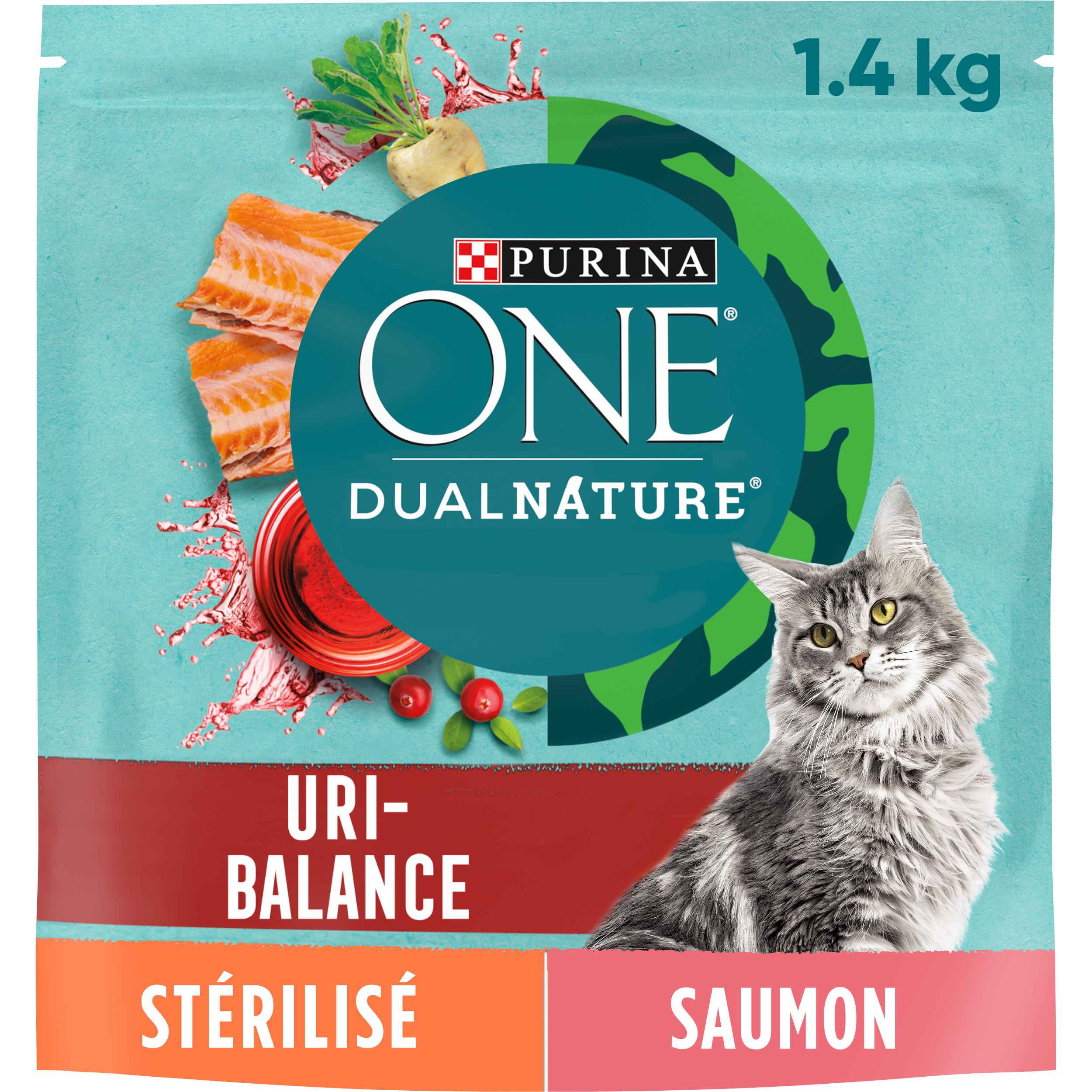 PURINA : One - Croquettes pour chats stérilisés au saumon