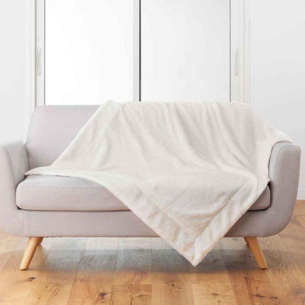 Paris Prix Plaid Imitation Fourrure  Caresse  125x150cm Naturel