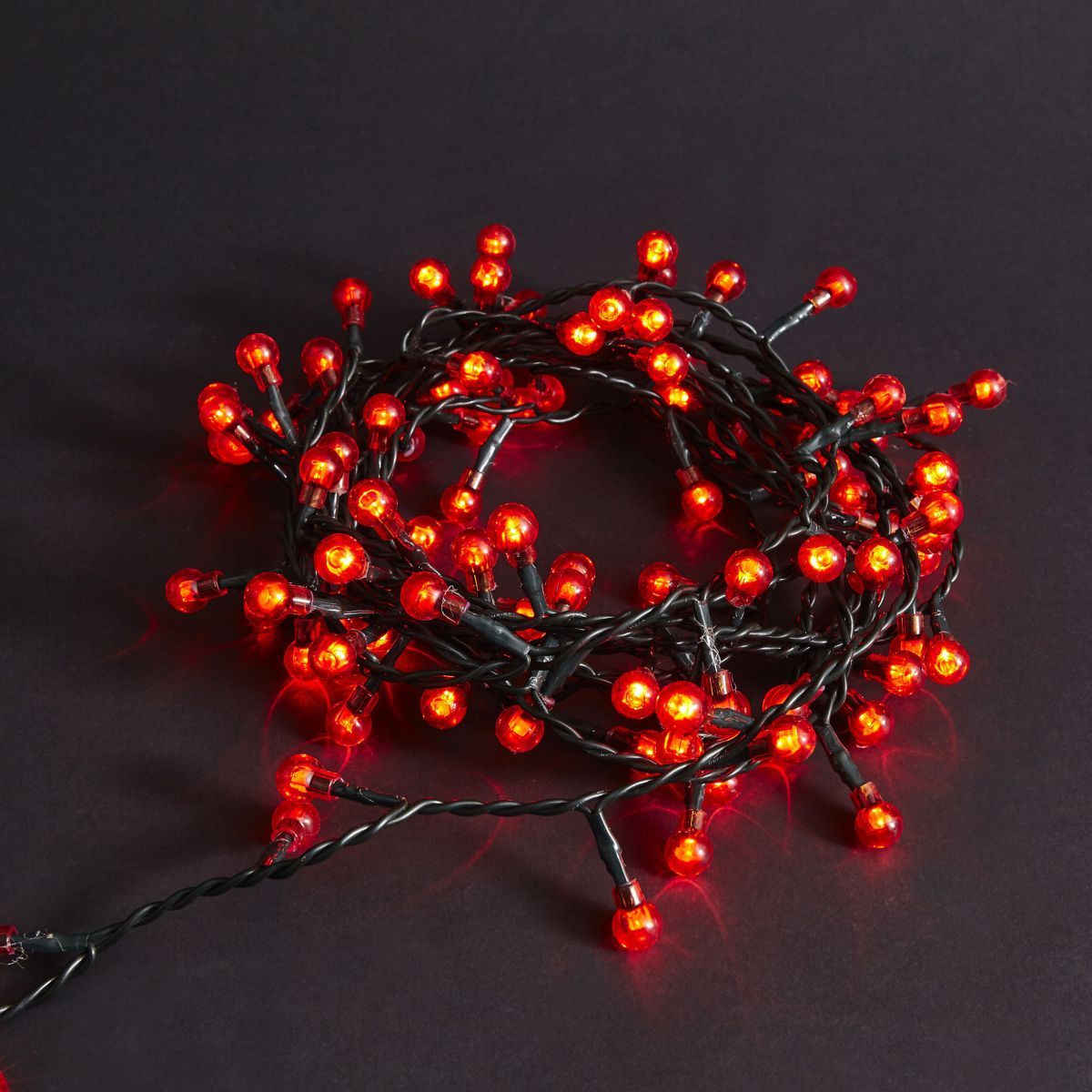 ACTUEL Guirlande intérieure 100 led boules rouge - 6,45 m pas cher