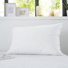 Sweetnight Lot de 2 protèges oreillers imperméable lavable à 90°c QUALITE PLUS (Blanc)