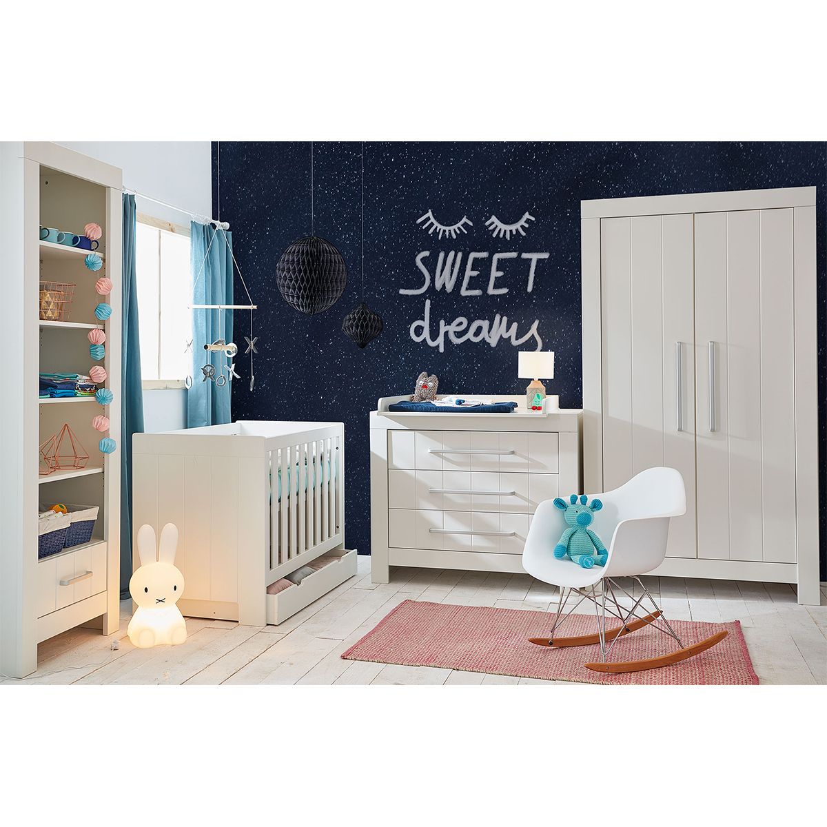 PINIO Chambre complète lit bébé 60x120 - commode à langer - armoire 2 portes Calmo - Blanc