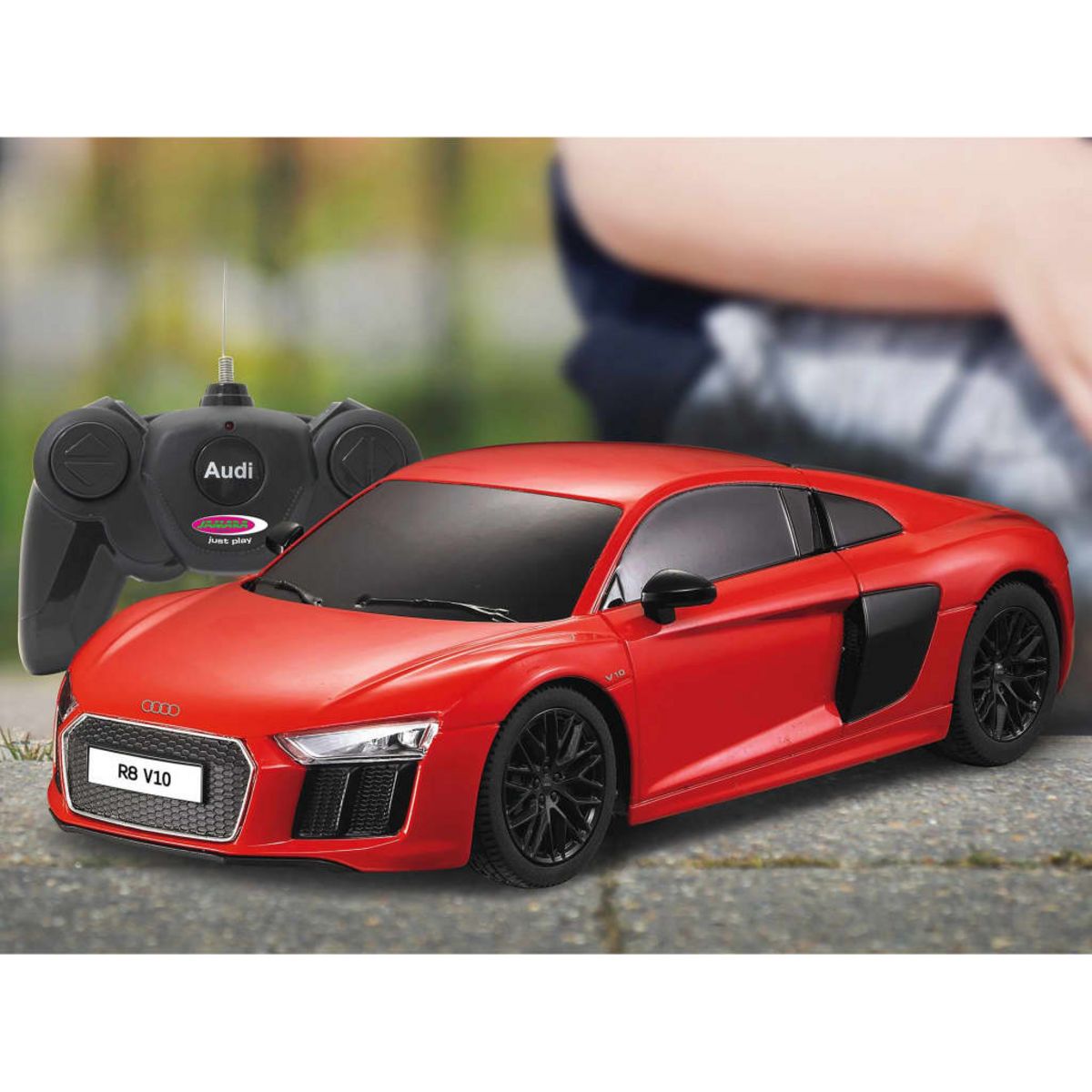 Voiture télécommandée audi r8 on sale auchan