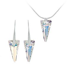 Parure collier et boucles d'oreilles triangles SC Crystal ornée de Cristaux scintillants