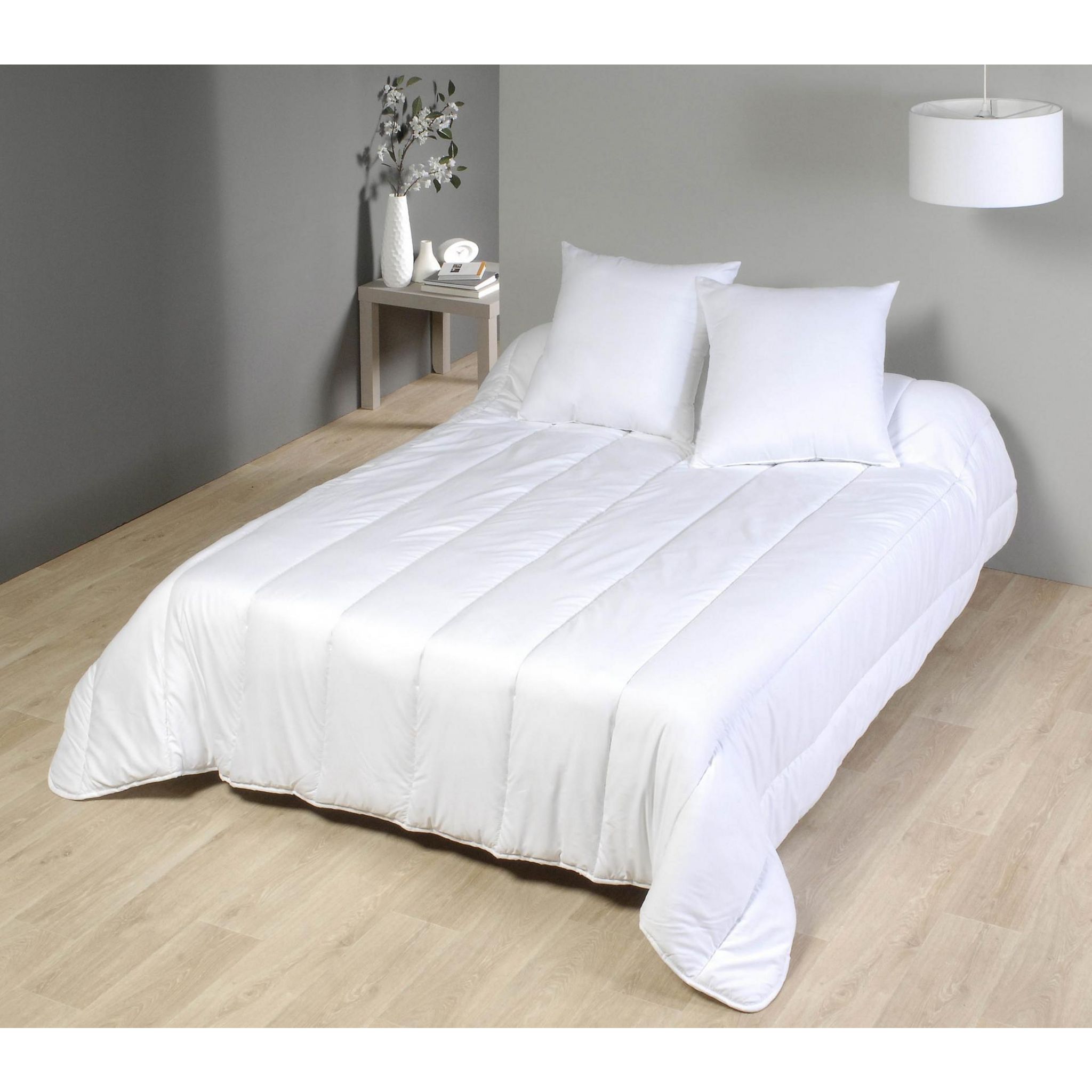 BLANREVE Couette chaude anti acariens WARMMAX 350 g/m² pas cher