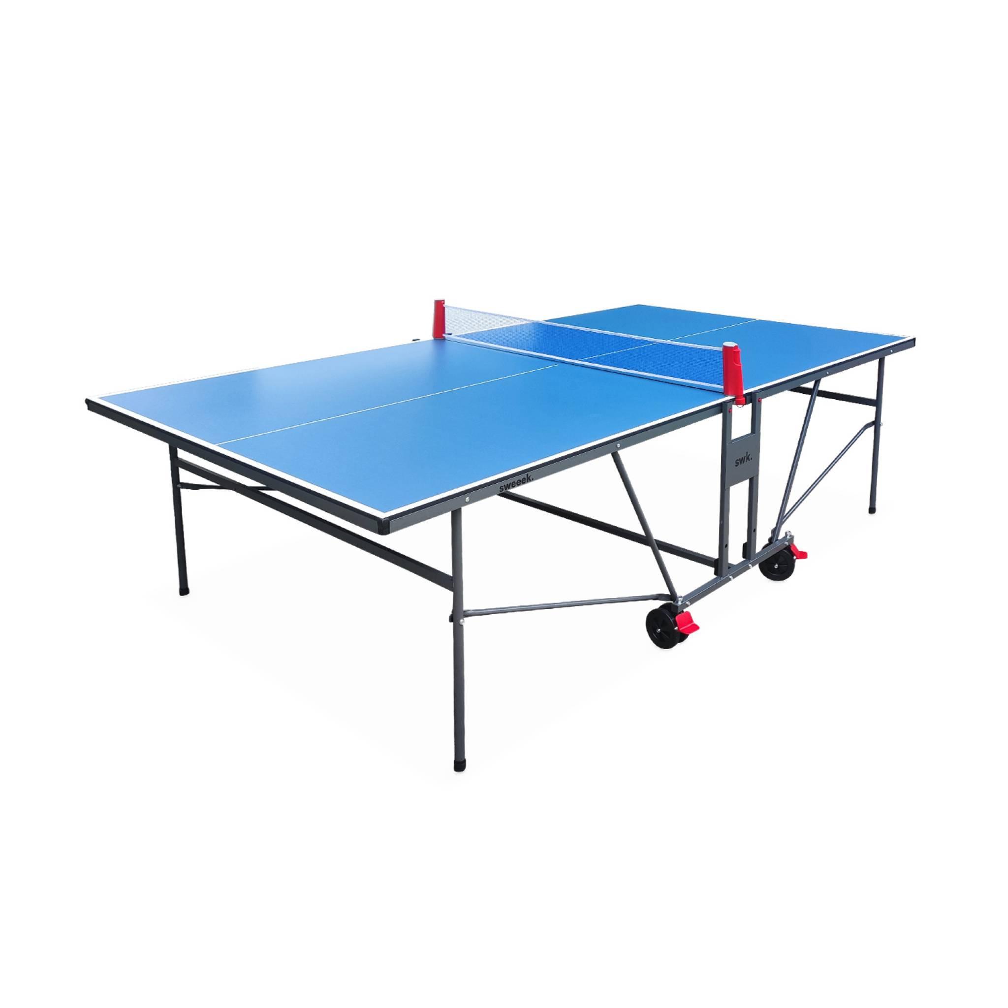 SWEEEK Table de ping pong INDOOR bleue - table pliable avec 2 raquettes et  3 balles. pour utilisation intérieure. sport tennis de table pas cher 