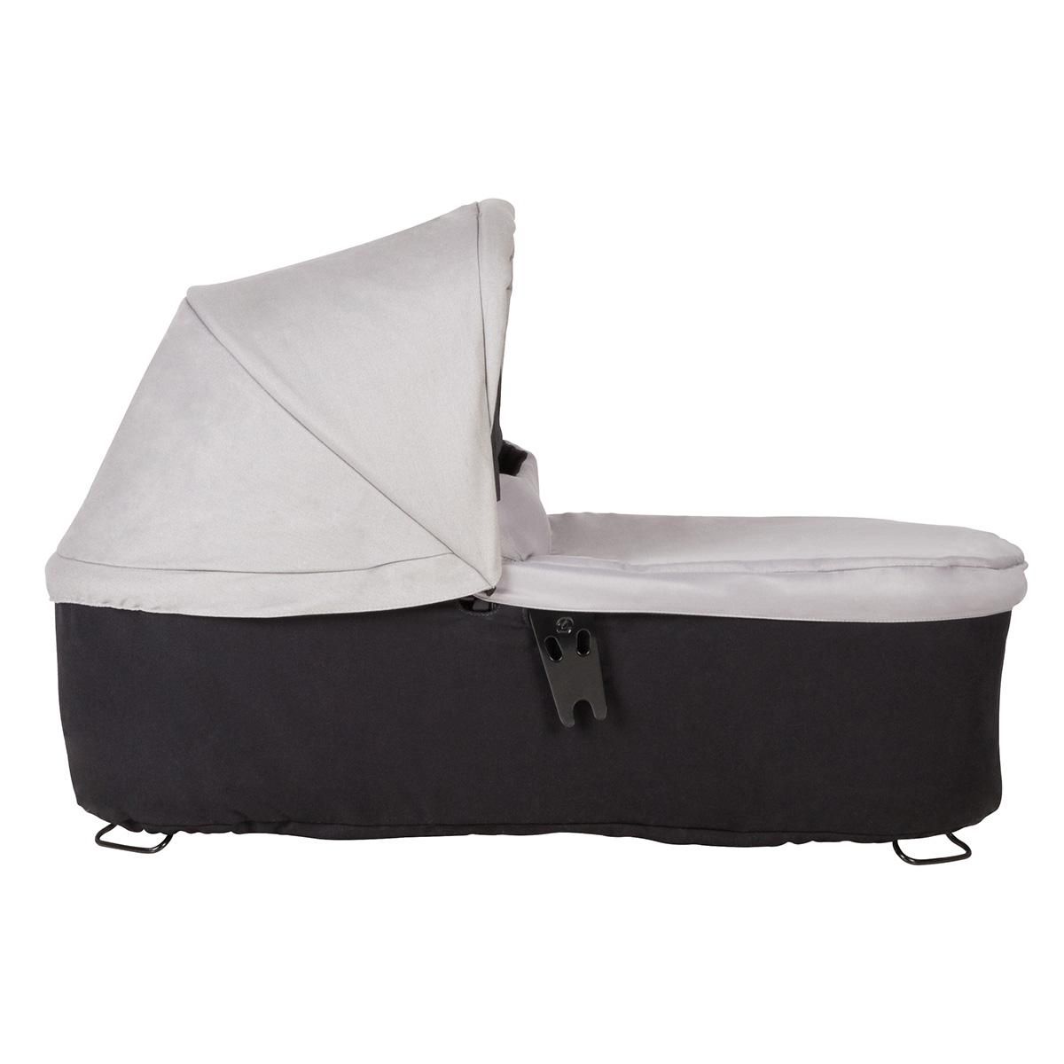 MOUNTAIN BUGGY Nacelle  Carrycot Plus Duet V3 Silver