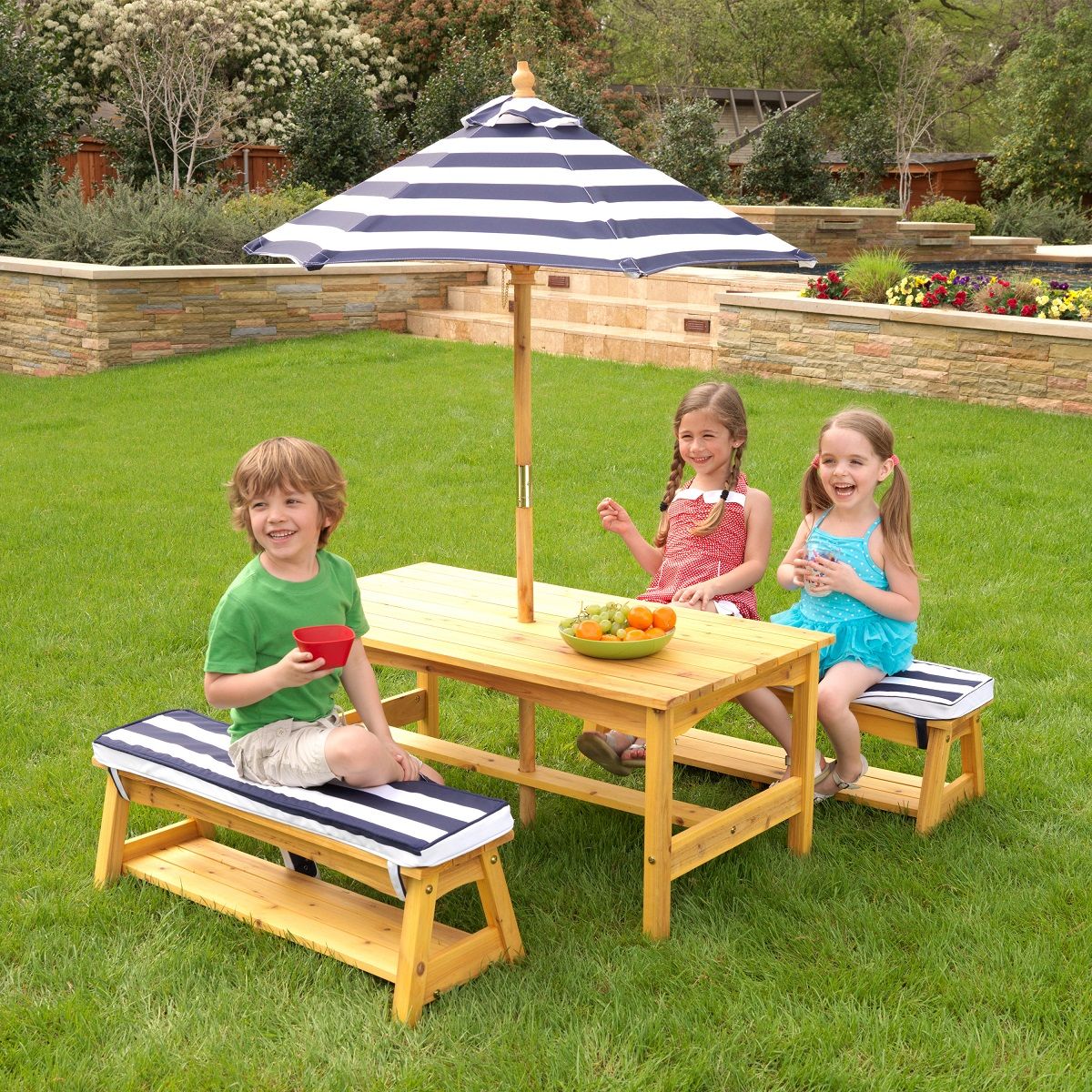 Kidkraft Table et bancs de jardin avec coussins et parasol - Marine