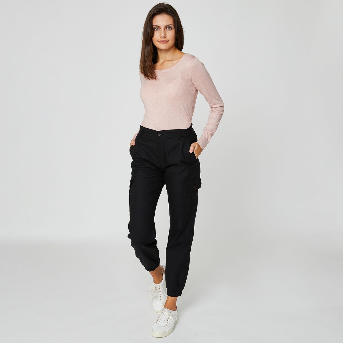 Generic PANTALON NOIR FEMME 2022 à prix pas cher